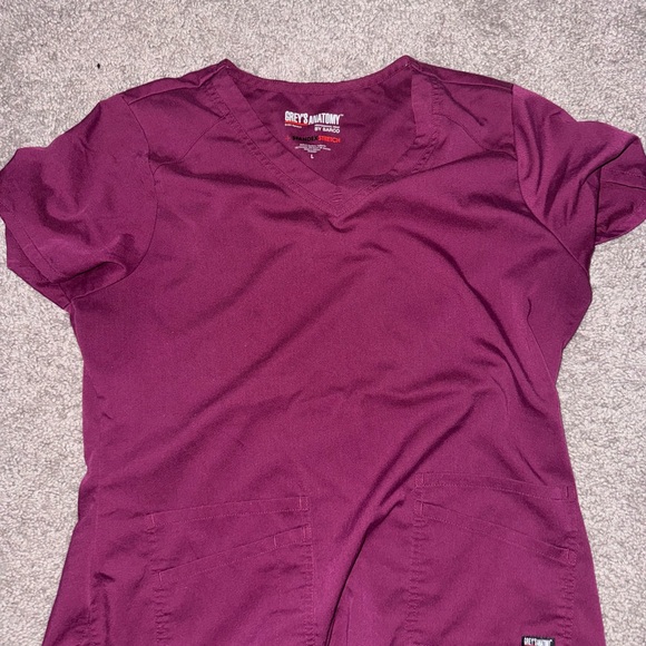 Greys anatomy scrubs - Picture 2 of 2